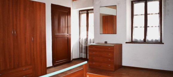 7 rooms House in Benna, Italy No. 6536 28