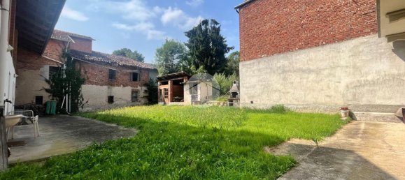 7 rooms House in Benna, Italy No. 6536 33