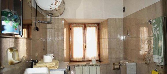 7 rooms House in Benna, Italy No. 6536 22