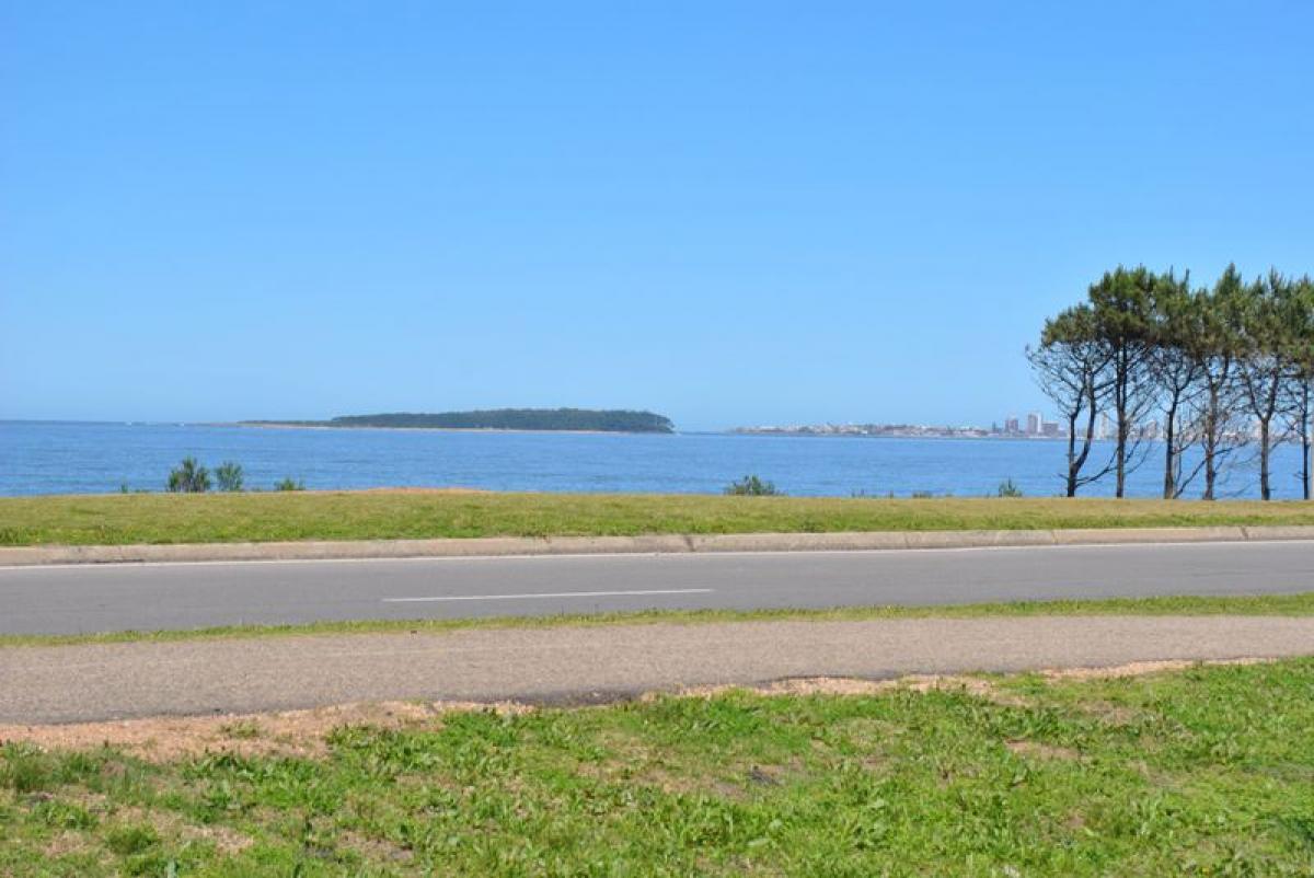  Land in Maldonado, Uruguay No. 14161