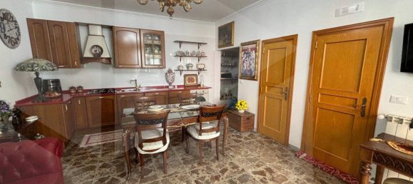 5 rooms House in San Giovanni Rotondo, Italy No. 31423 3
