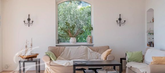 4 bedrooms Villa in Vallauris, France No. 195129 4