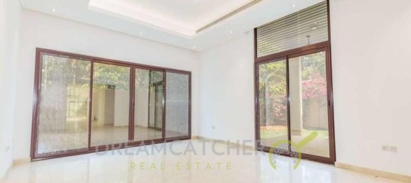 5 bedrooms Villa in Meydan Gated Community, UAE No. 2616 2