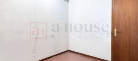 4 bedrooms Apartment in Eixample, Spain No. 142255 22