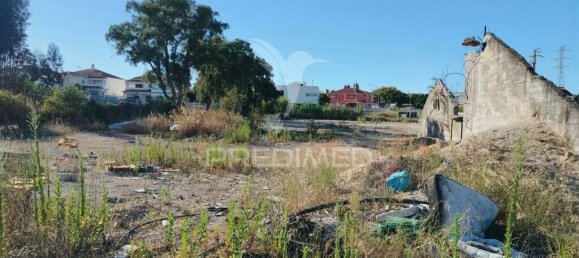 14000m² Land in Entroncamento, Portugal No. 144119 16