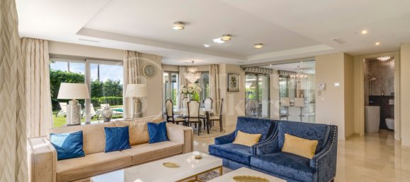 5 bedrooms Villa in Marbella, Spain No. 62657 5