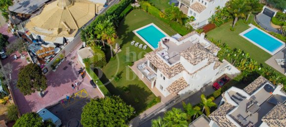5 bedrooms Villa in Marbella, Spain No. 62657 32