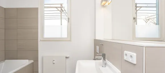 3 Schlafzimmer Wohnung in Friedrichshain, Germany, Nr. 254603 8