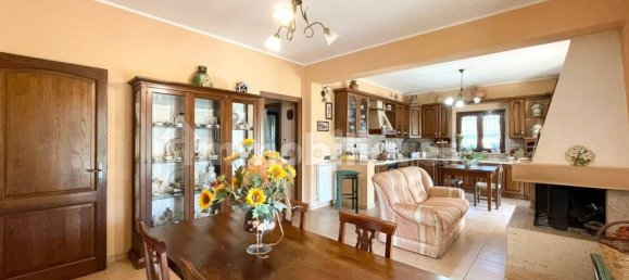 5 bedrooms Villa in Isola del Liri, Italy No. 57797 7