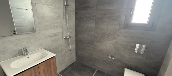 2 bedrooms Apartment in Larnaca, Cyprus No. 5175 7