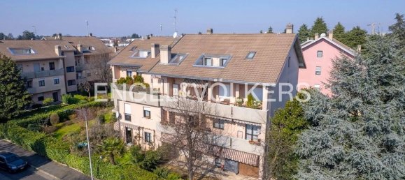 Apartamento de 3 dormitorios en Legnano, Italy No. 131075 31