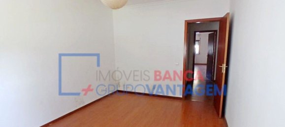 4 bedrooms Apartment in Barreiro, Portugal No. 92232 15