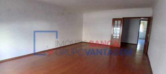4 bedrooms Apartment in Barreiro, Portugal No. 92232 17