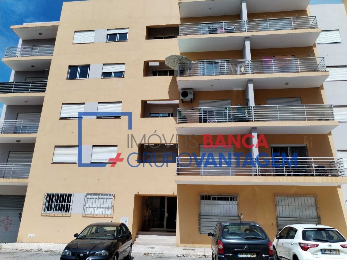 4 bedrooms Apartment in Barreiro, Portugal No. 92232