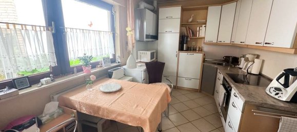 Дом с 9 комнатами в Рейн-Зиг, Германия № 207571 16