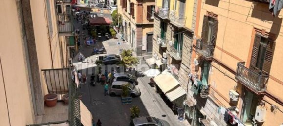 3 bedrooms Apartment in Naples, Italy No. 342004 10