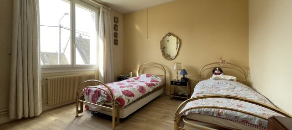 4 Schlafzimmer Haus in Dreux, France, Nr. 72254 11