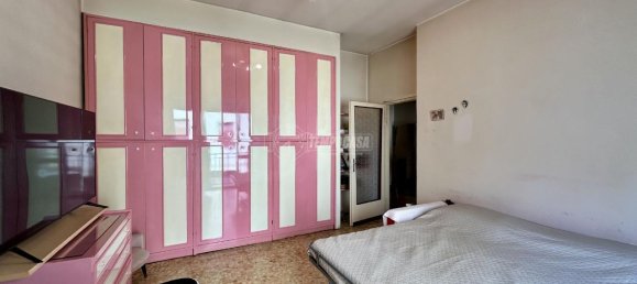 5 rooms Villa in Lecco, Italy No. 8032 17