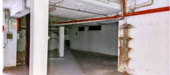 235m² Garage in Alessandria, Italy No. 278778 7