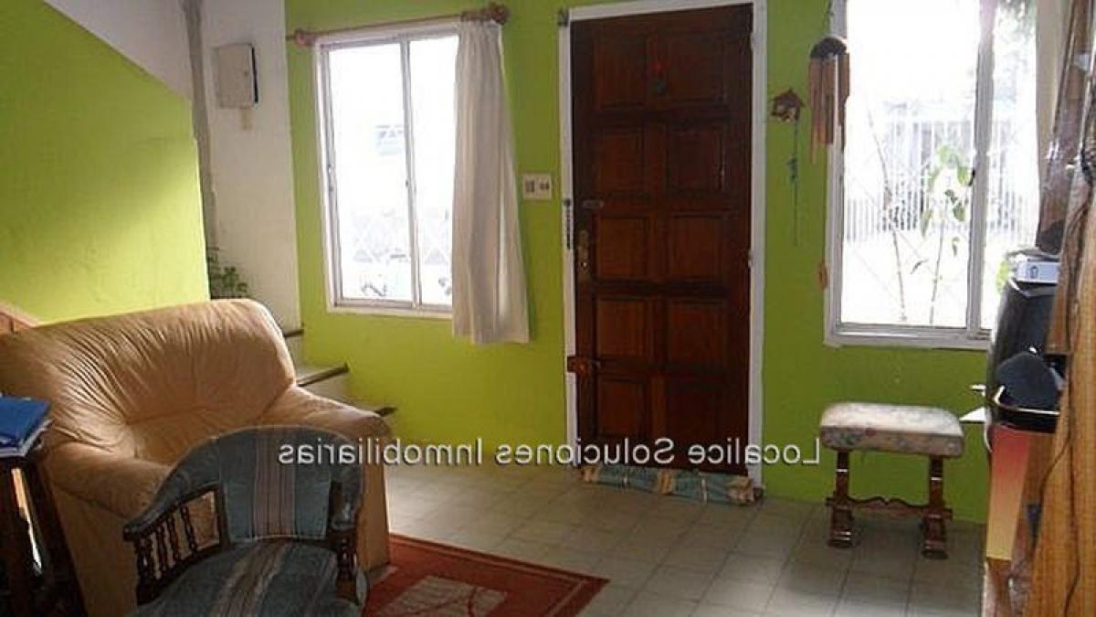 3 bedrooms Apartment in Montevideo, Uruguay No. 7700