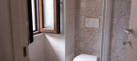 3 Schlafzimmer Haus in Maccagno con Pino e Veddasca, Italy, Nr. 177288 20