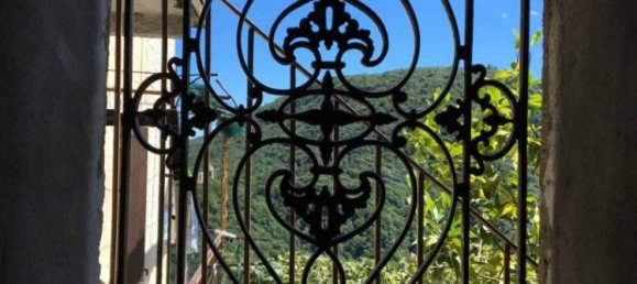 3 Schlafzimmer Haus in Maccagno con Pino e Veddasca, Italy, Nr. 177288 7