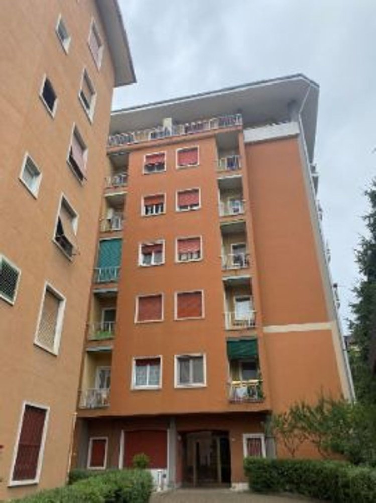 2 rooms Apartment in Garbagnate Milanese, Italy No. 219860