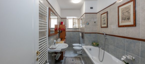 2 bedrooms Apartment in Genoa, Italy No. 298063 13