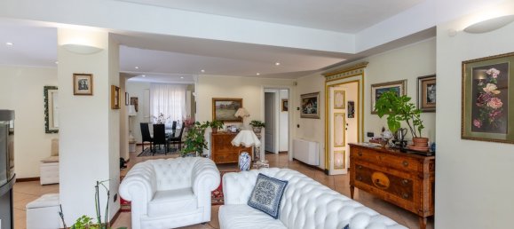 2 bedrooms Apartment in Genoa, Italy No. 298063 8