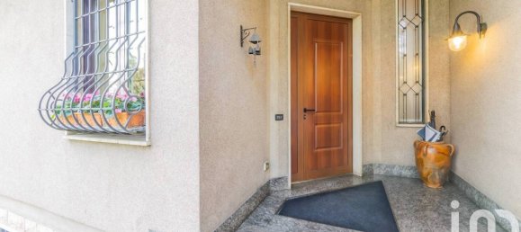 4 chambres Villa à Veduggio con Colzano, Italy No. 194776 42