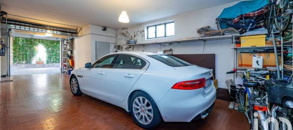 4 chambres Villa à Veduggio con Colzano, Italy No. 194776 37