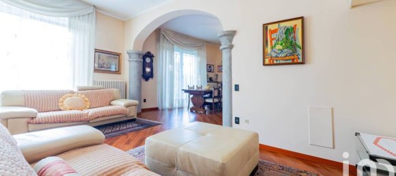 4 chambres Villa à Veduggio con Colzano, Italy No. 194776 15