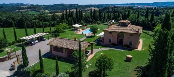 Villa de 4 dormitorios en Peccioli, Italy No. 160131 3