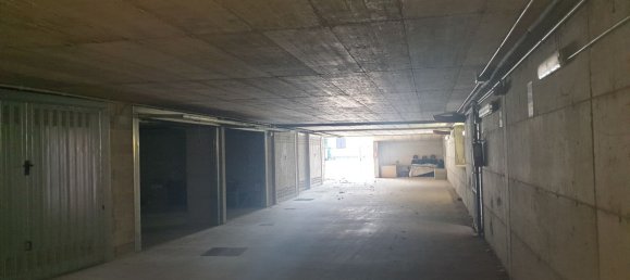  Garage in Busano, Italy No. 270314 3