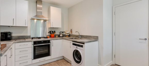 1 غرف نوم شقة في Leatherhead, United Kingdom رقم 9782 3