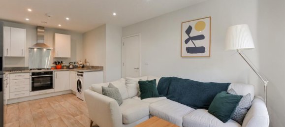 1 غرف نوم شقة في Leatherhead, United Kingdom رقم 9782 5