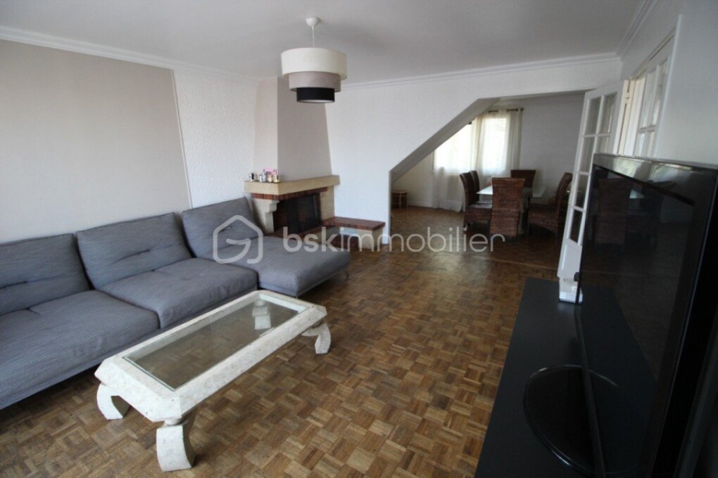 4 bedrooms House in Champigny-sur-Marne, France No. 336431