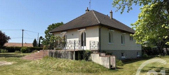 Casa de 3 dormitorios en Chateauneuf-sur-Loire, France No. 60389 9