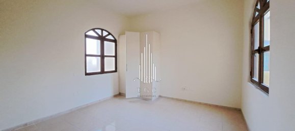 4 bedrooms Villa in Sas Al Nakheel, UAE No. 39964 8