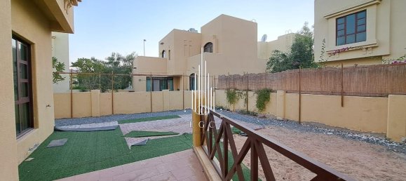 4 bedrooms Villa in Sas Al Nakheel, UAE No. 39964 14
