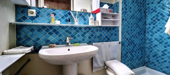 4 bedrooms Apartment in Valence, France No. 272042 13