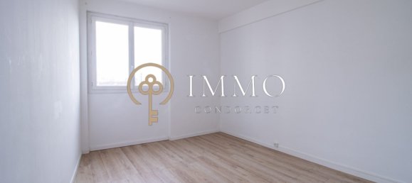 Квартира с 3 спальнями в Бур-ля-Рен, Франция № 168359 4