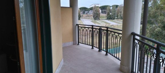 2 rooms Apartment in Rome, Italy No. 18197 6