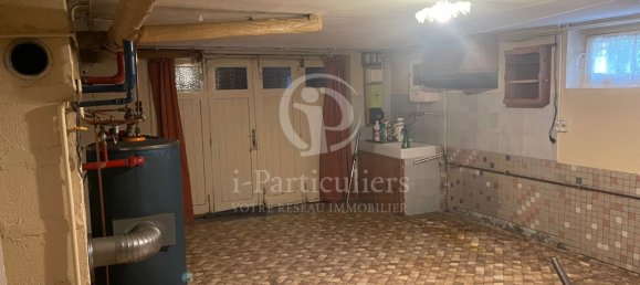 Villa de 3 dormitorios en Valencay, France No. 102842 11