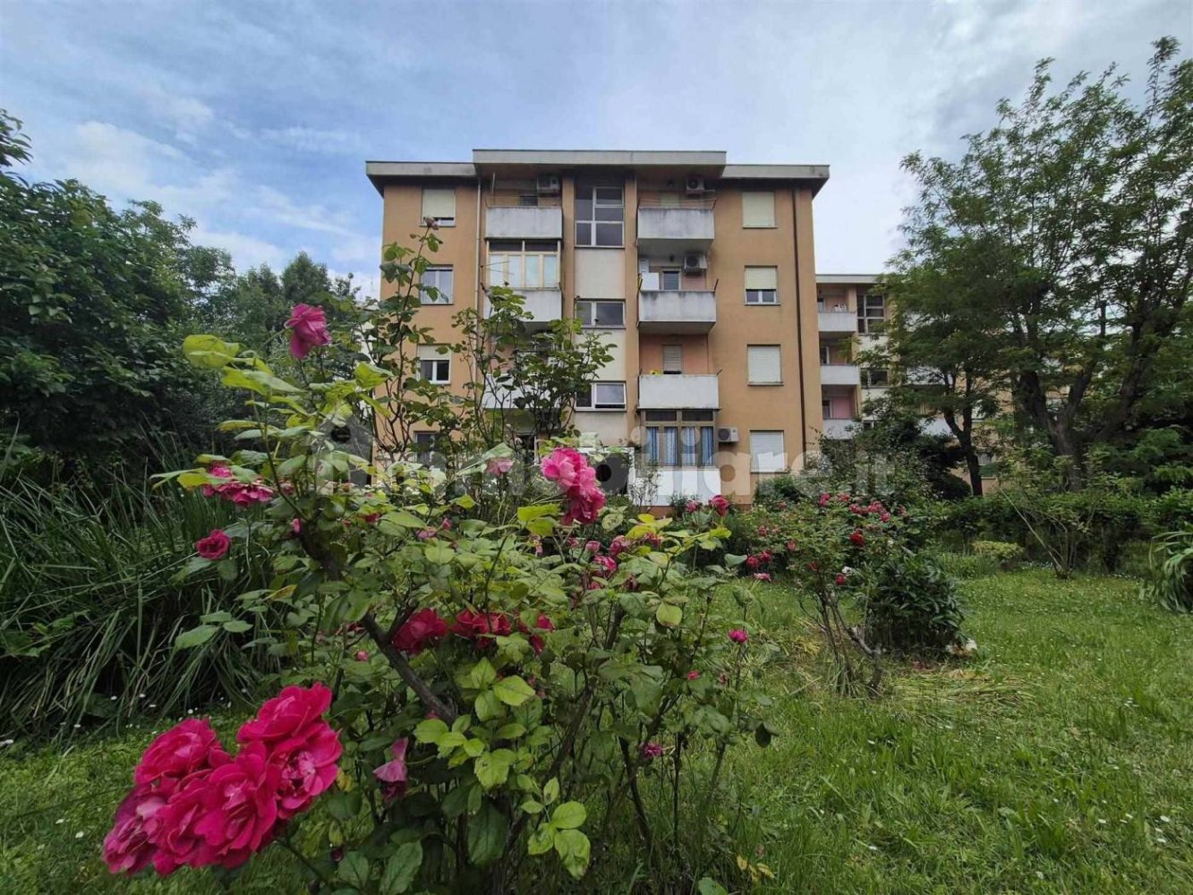 2 bedrooms Apartment in Trieste, Italy No. 396448