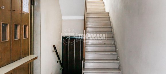 3-salle Appartement à Milan, Italy No. 250711 9