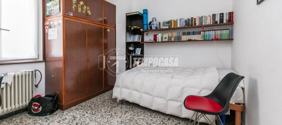 3-salle Appartement à Milan, Italy No. 250711 16