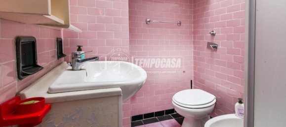 3-salle Appartement à Milan, Italy No. 250711 4