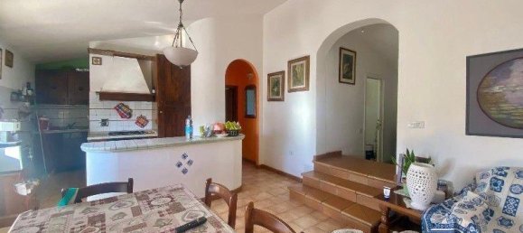 5 rooms Apartment in Montespertoli, Italy No. 3070 17
