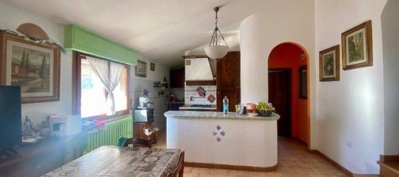 5 rooms Apartment in Montespertoli, Italy No. 3070 19